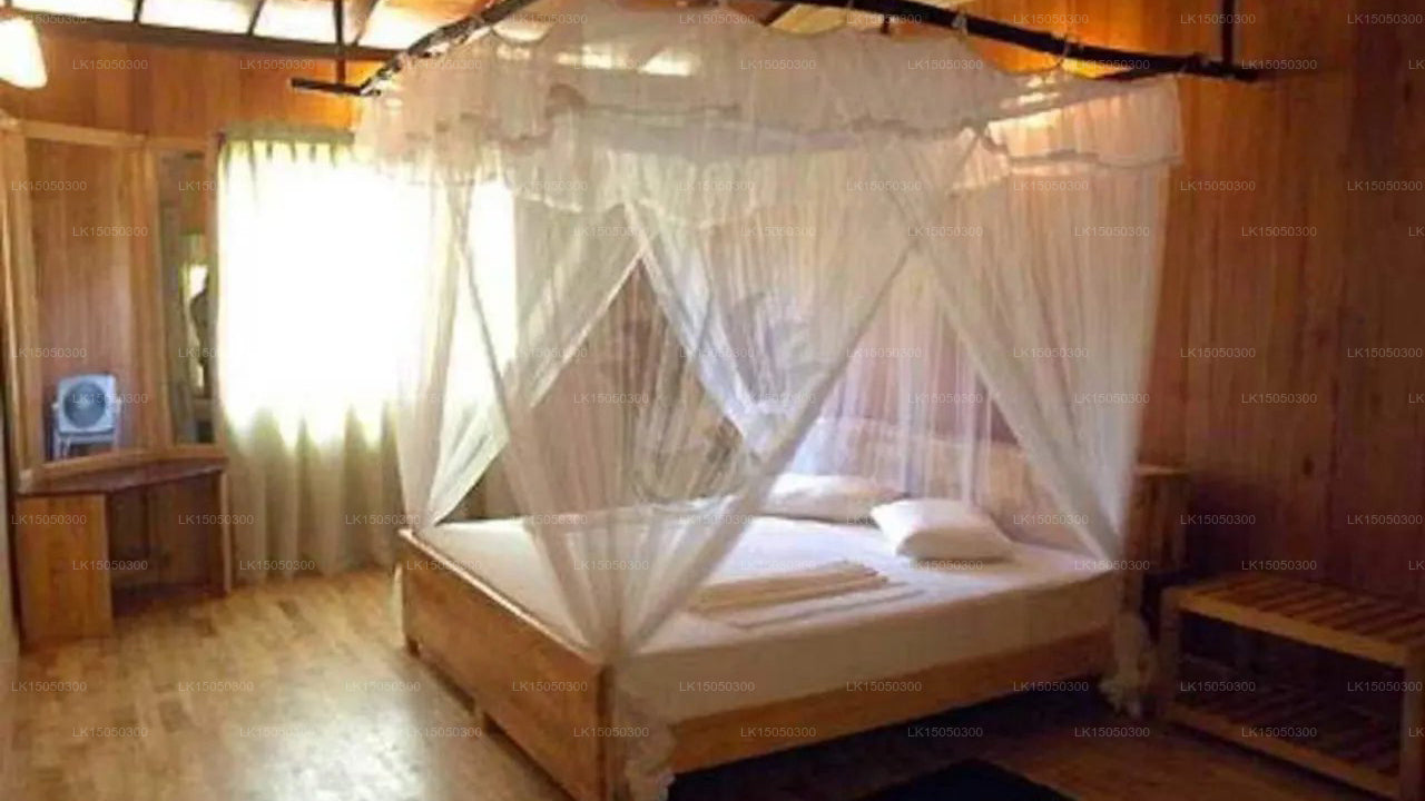 Owinka Lake Resort, Moronthuduwa