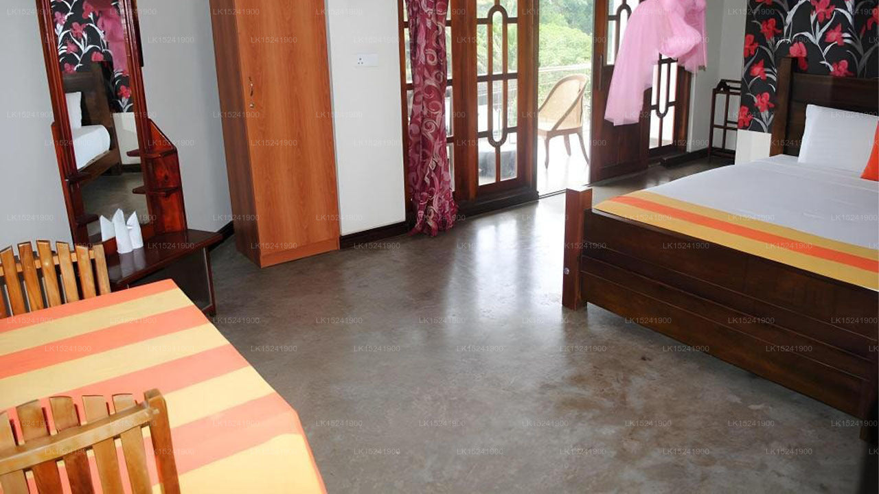 Yoho Rathmal Road, Ella