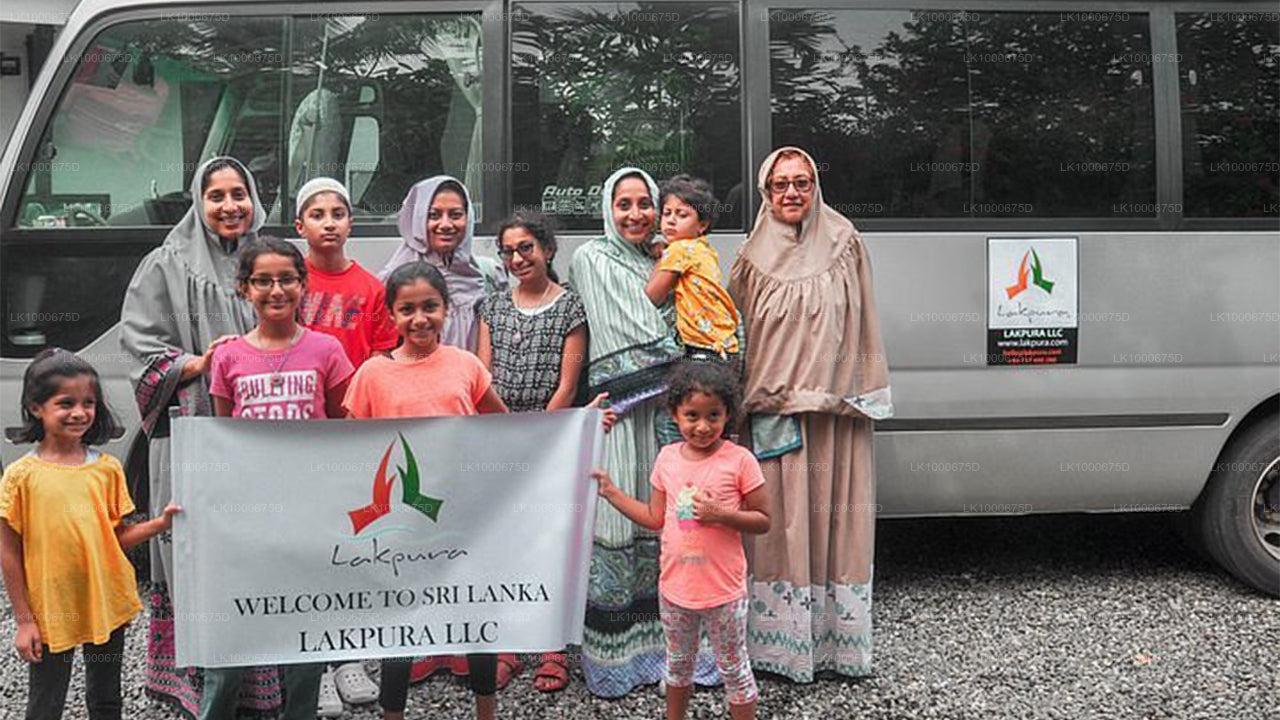 Handungoda y Galle desde la ciudad de Dikwella (excursión privada de un día)