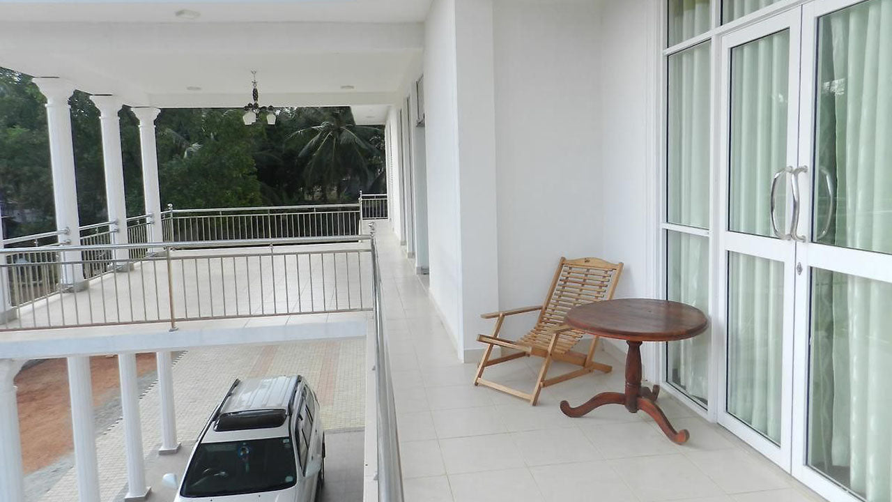 El hotel Paradise, Kurunegala