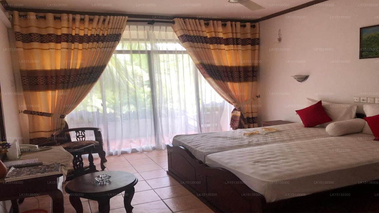 Hotel Lagoon Paradise, Negombo