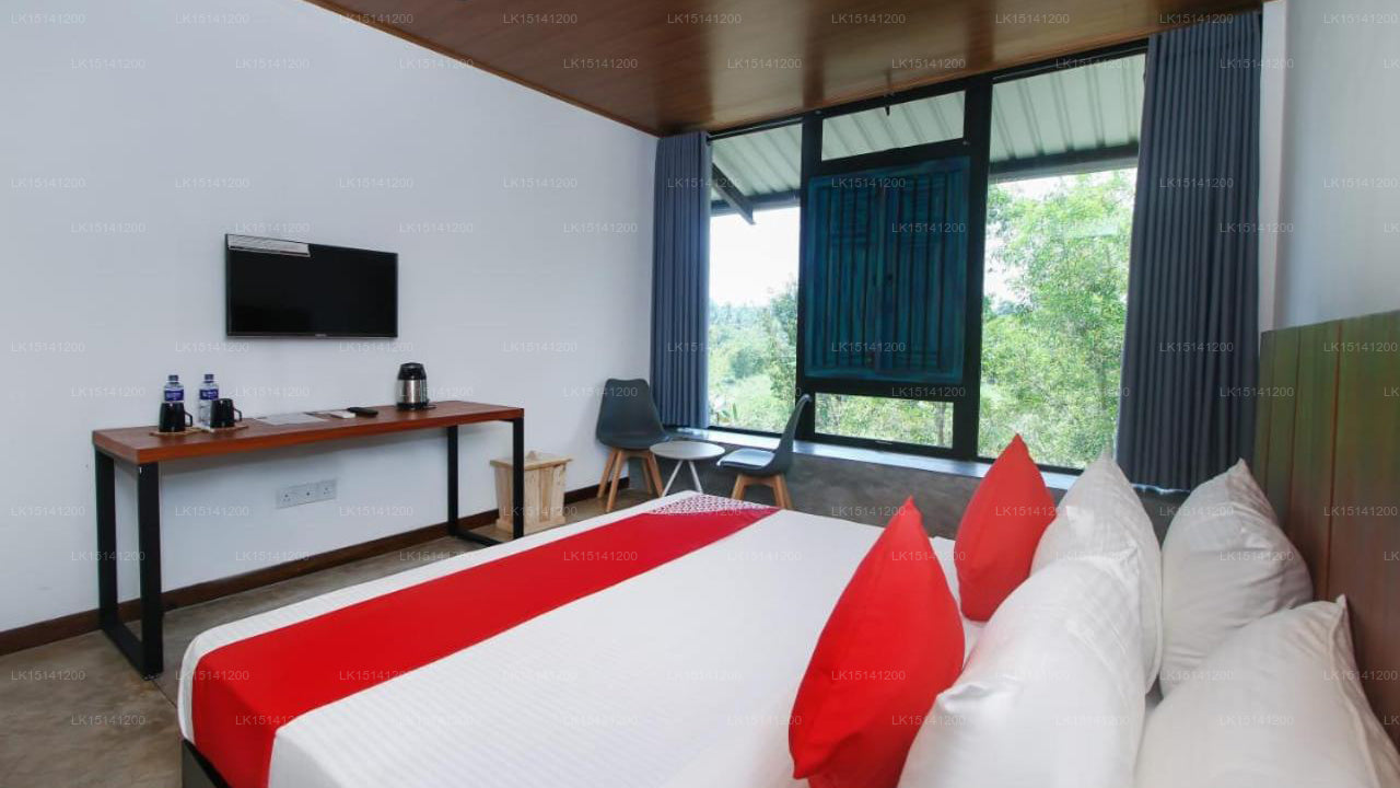 Java Moon, Piliyandala