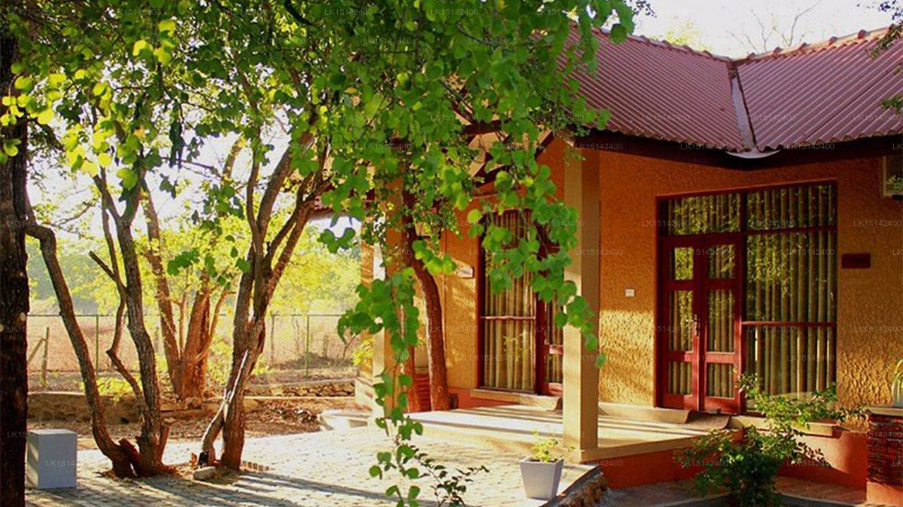 Kekunawela Jungle Lodge, Kataragama