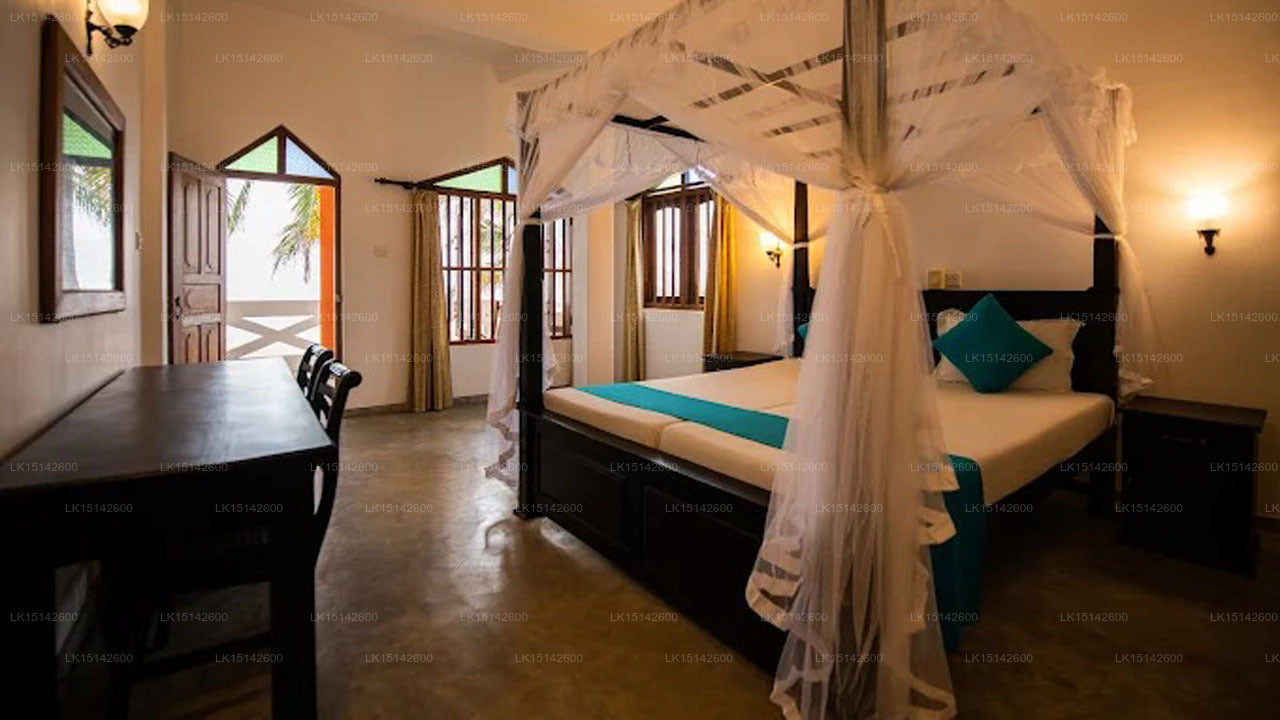 International Beach Hotel & Restaurant, Hikkaduwa