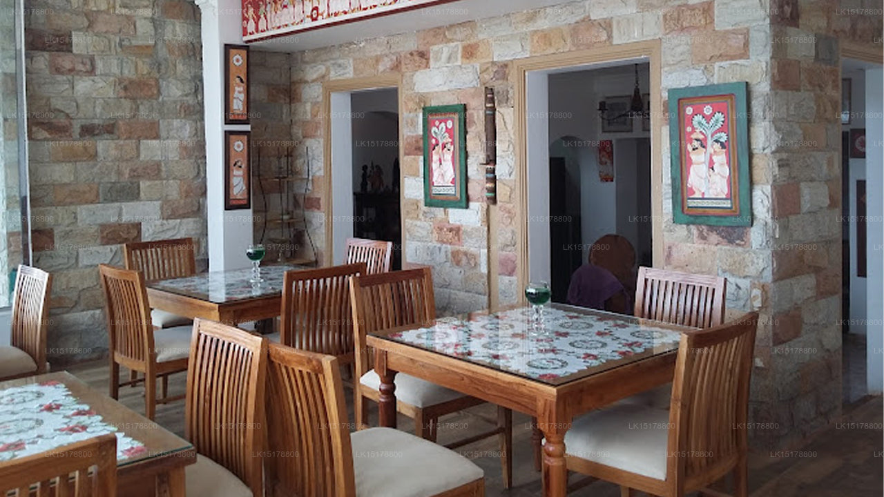 Minwood Bungalow, Nuwara Eliya