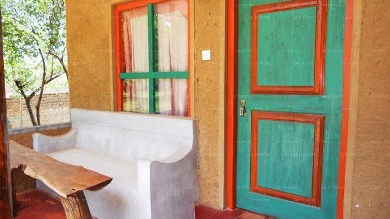 Clay Hut Village, Polonnaruwa