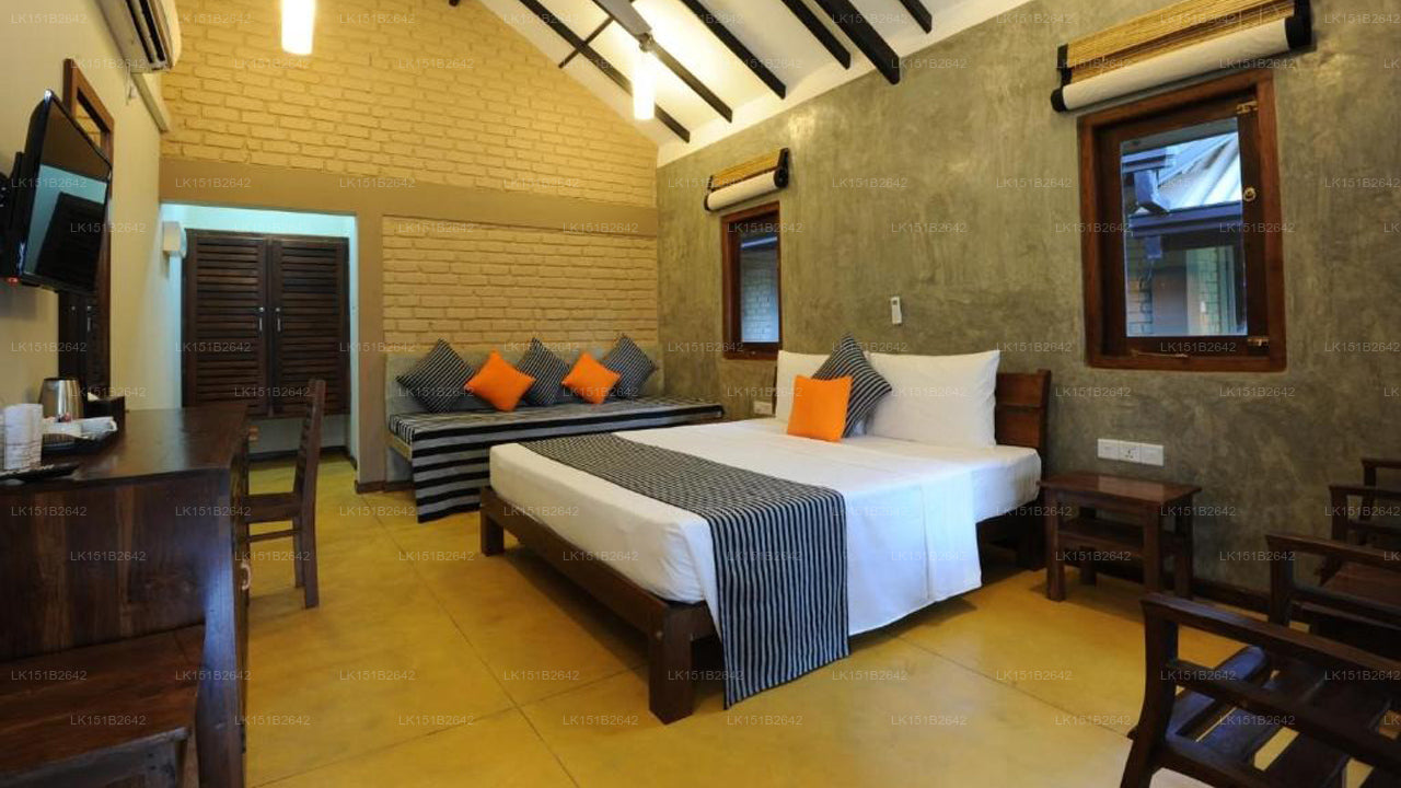 Melheim Beach, Kalpitiya