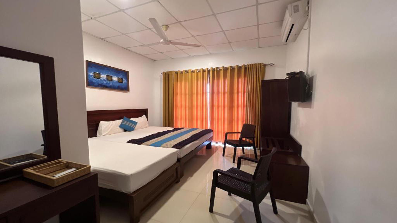 Hotel Bay Beach, Trincomalee