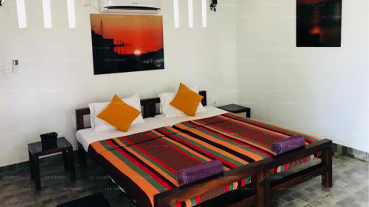 Sri Beach Bungalows & Villa, Marawila