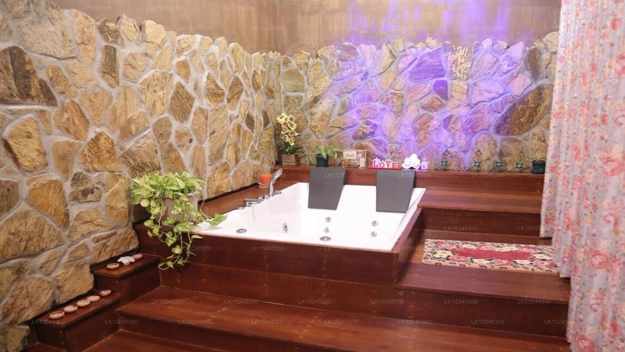 Hotel Capri Mc, Chilaw