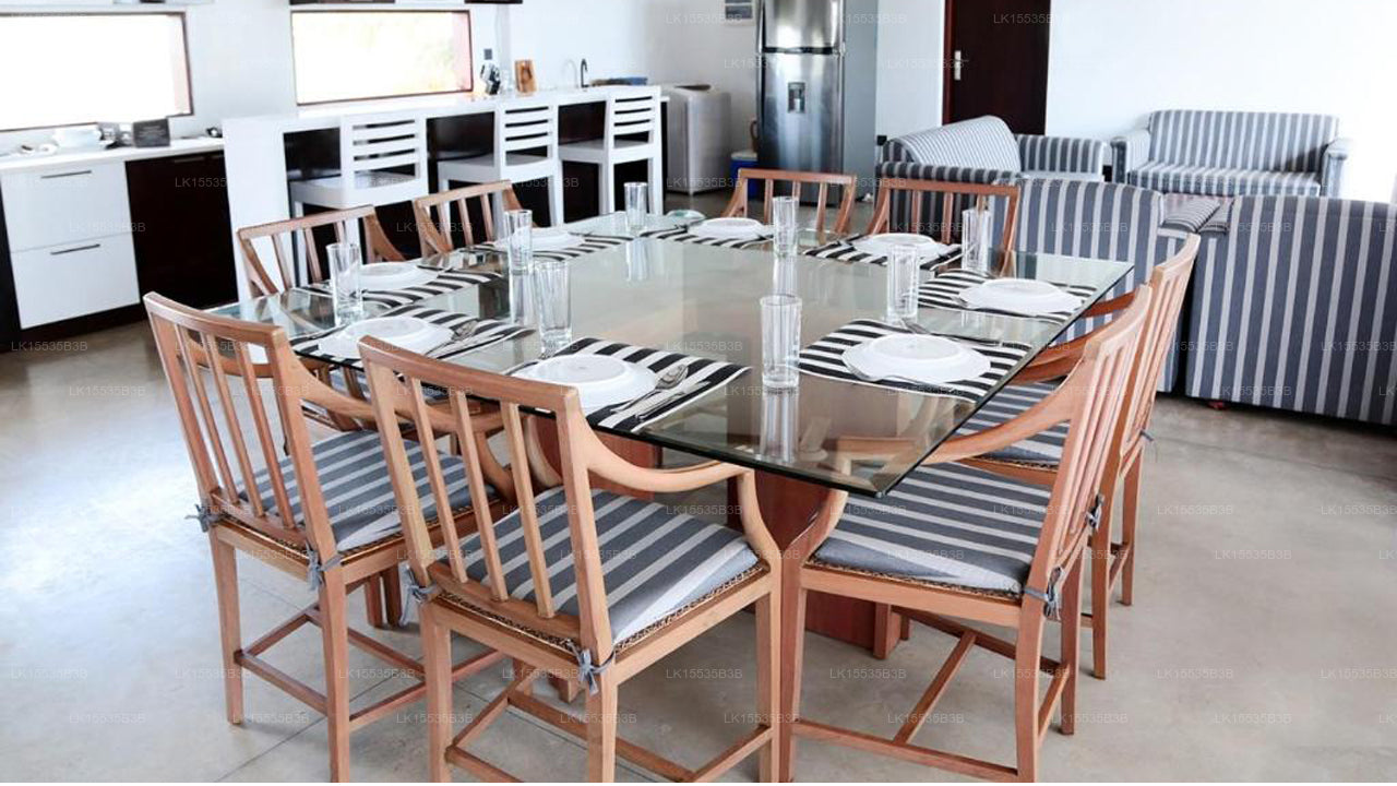 Driftwood Villa, Pamunugama