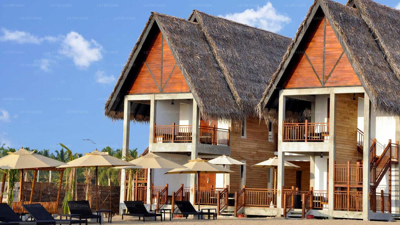 Maalu Maalu Resort & Spa, Pasikuda