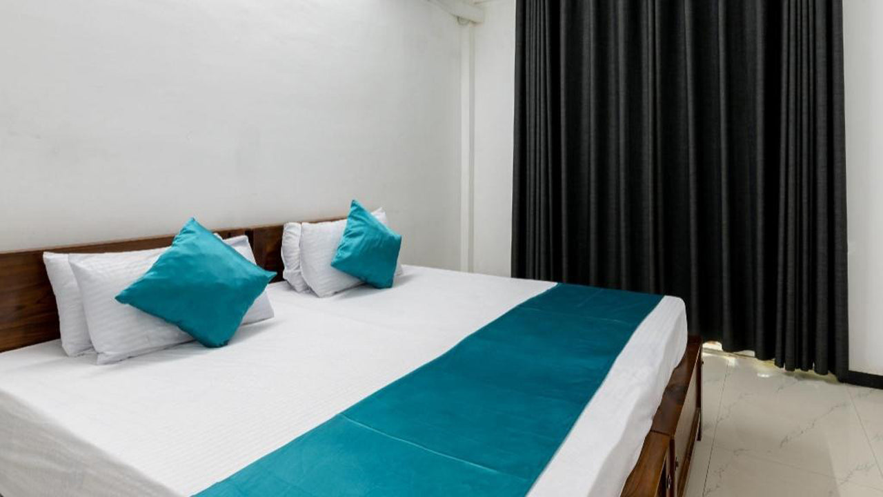 Yoho Mount Peace Hotel, Colombo