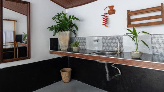 Surf & Zen, Habaraduwa