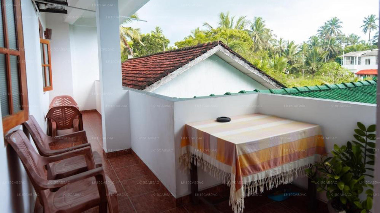 Shyni Tourist Guesthouse, Hikkaduwa