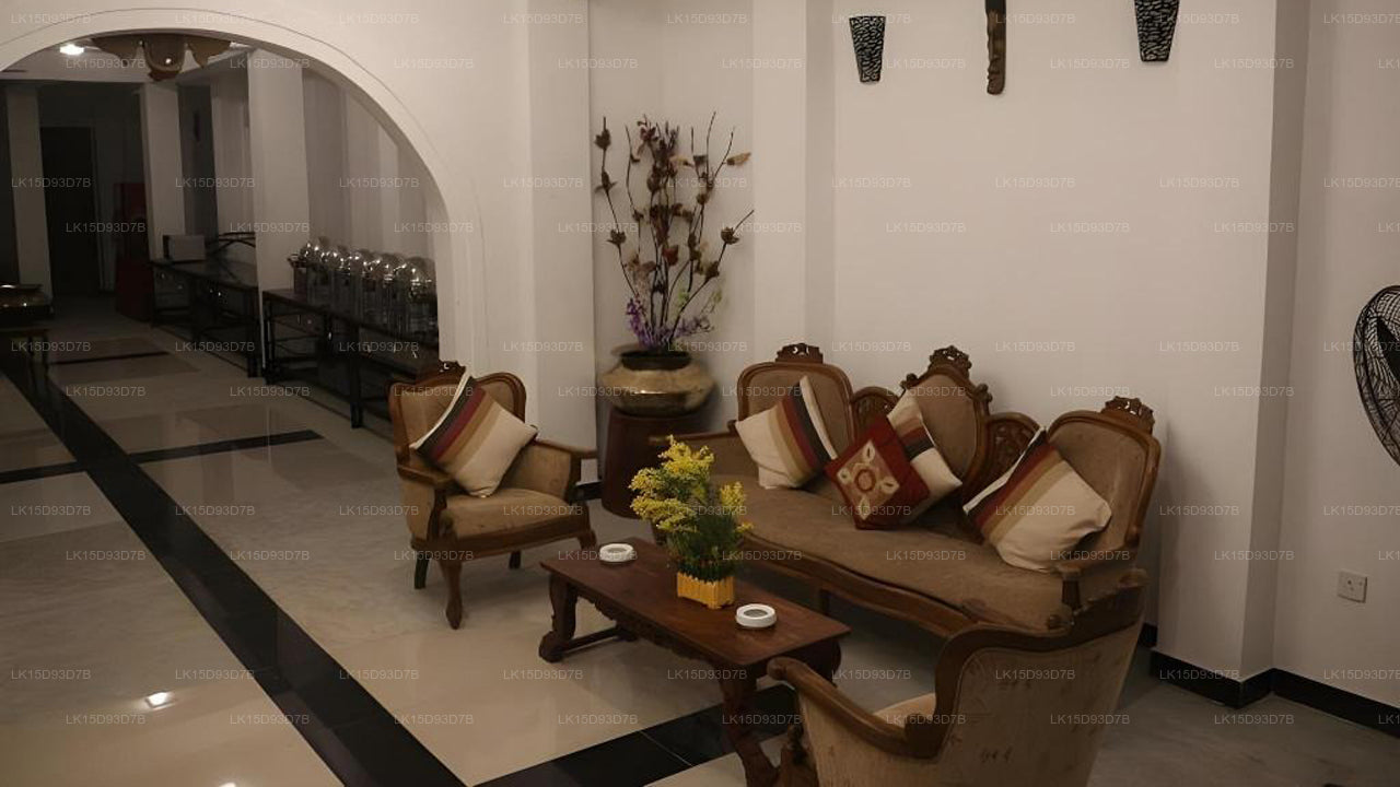 Ceylon Breeze, Kandy