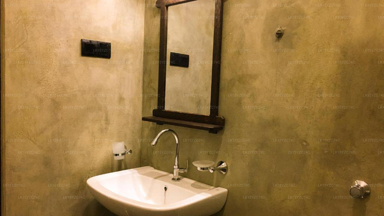 Peacock Riverside, Udawalawe