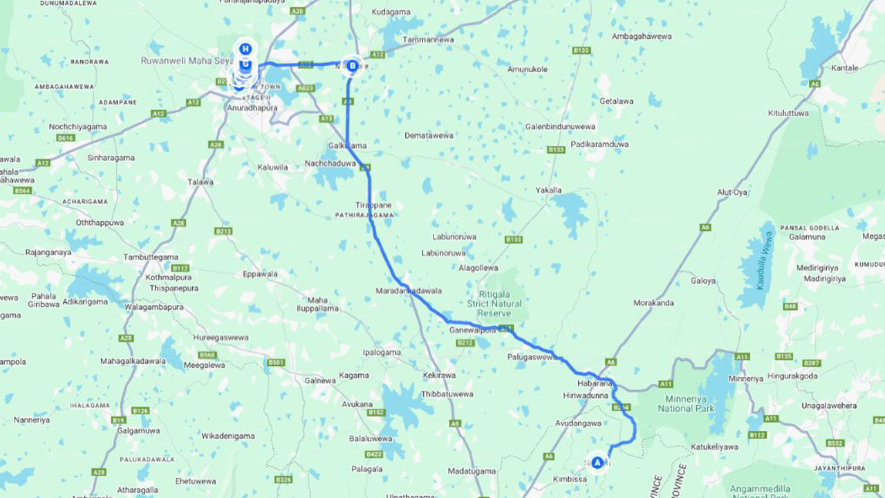 Ciudad sagrada de Anuradhapura desde Sigiriya