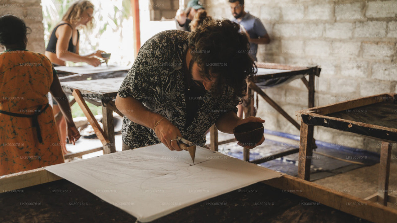 Experiencia de fabricación de batik en Koggala
