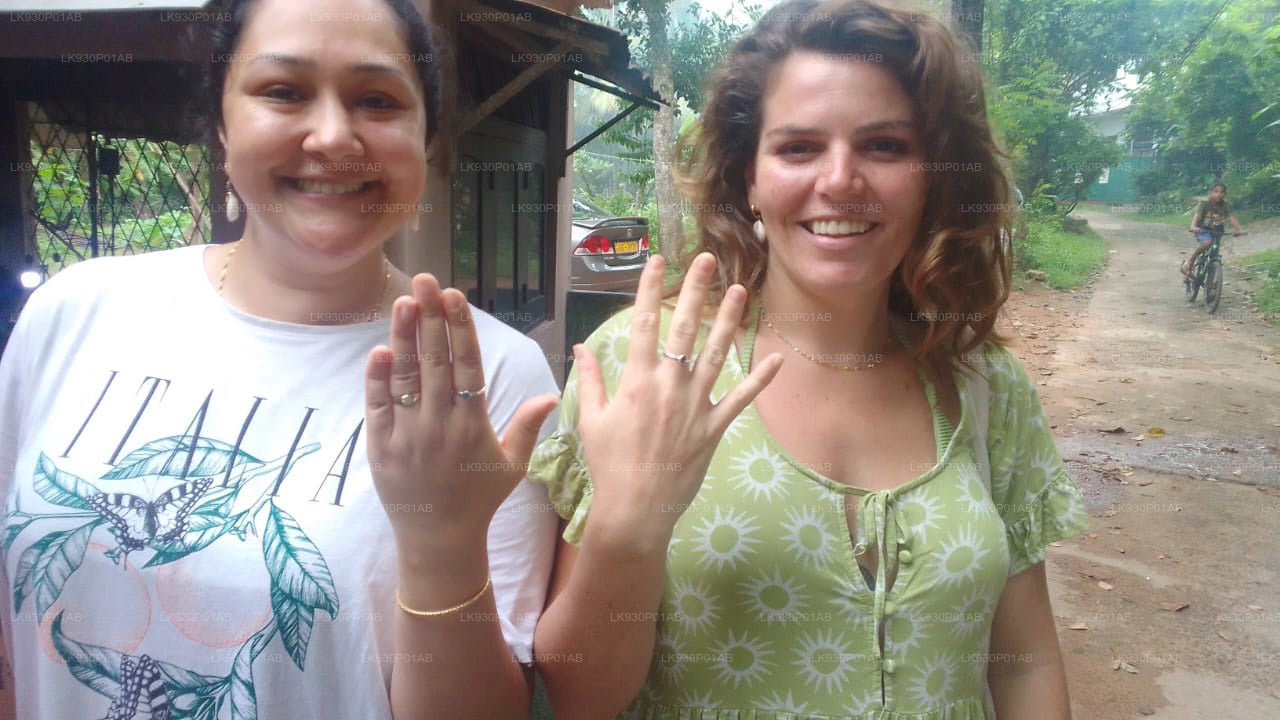 Taller de gemas y joyas de Mirissa