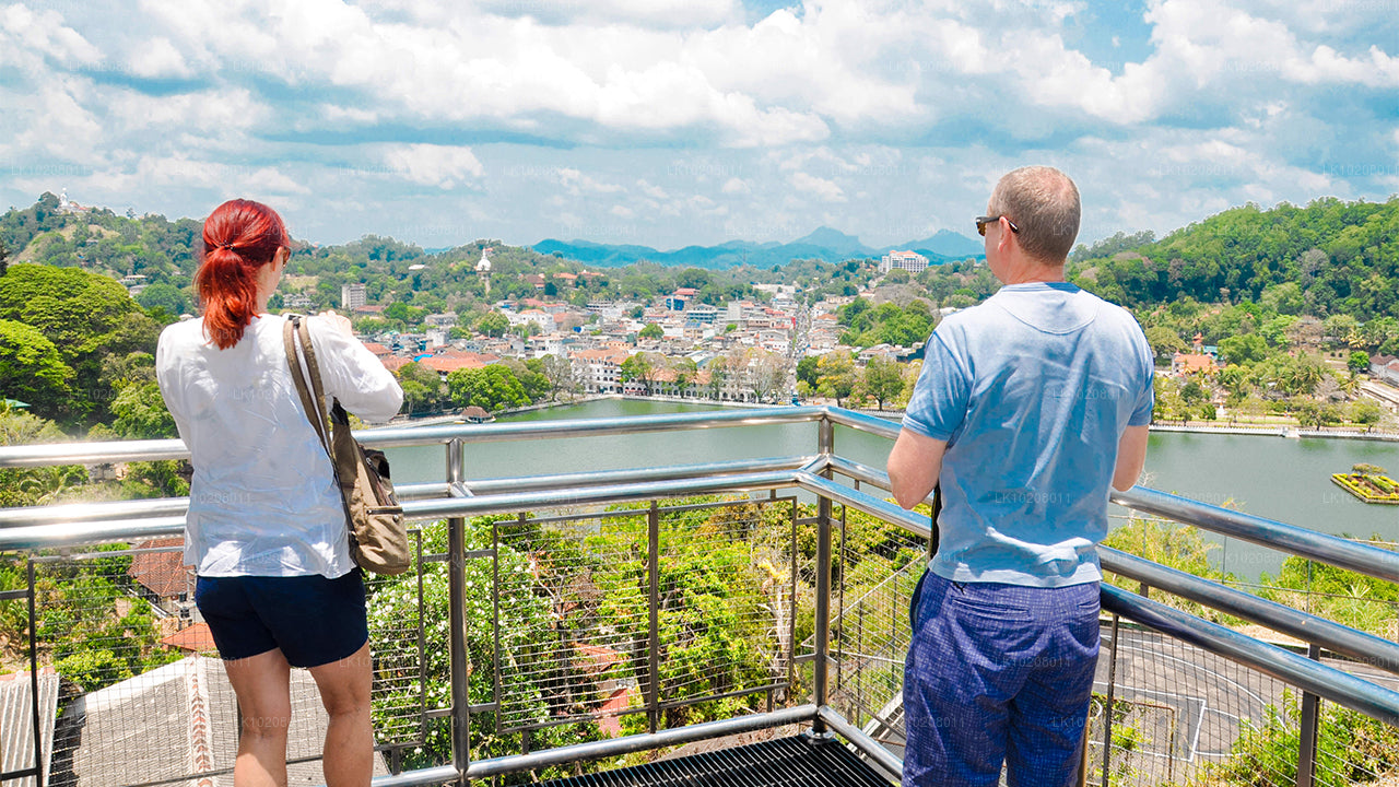 Cultura de las colinas desde Colombo (2 días)