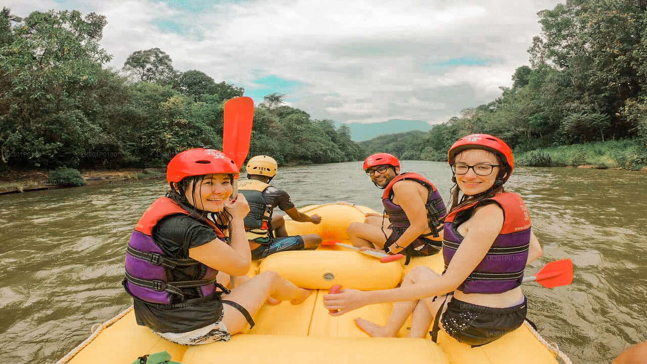 Rafting en aguas bravas desde Negombo