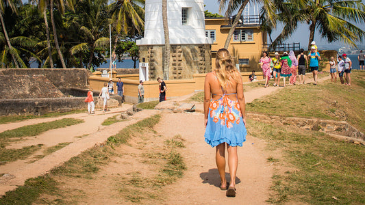 Paseo por el fuerte de Galle con un lugareño