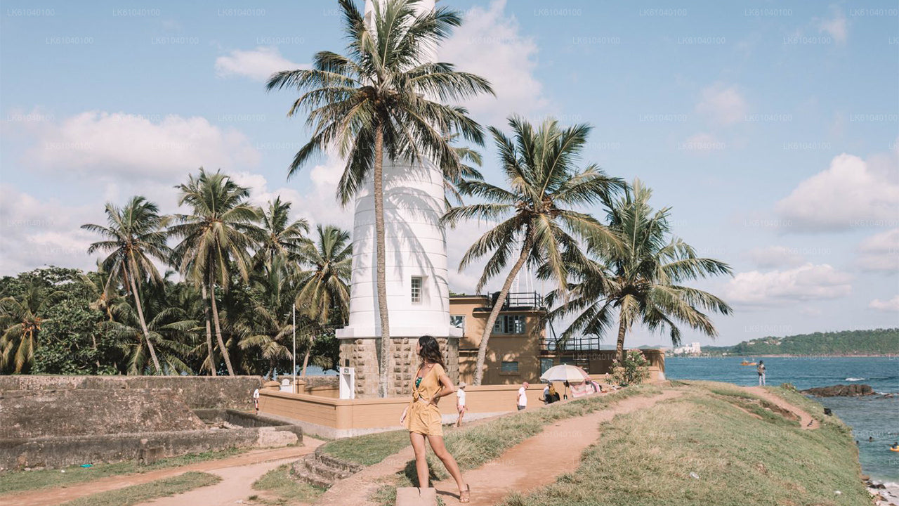 Paseo por el fuerte de Galle con un lugareño