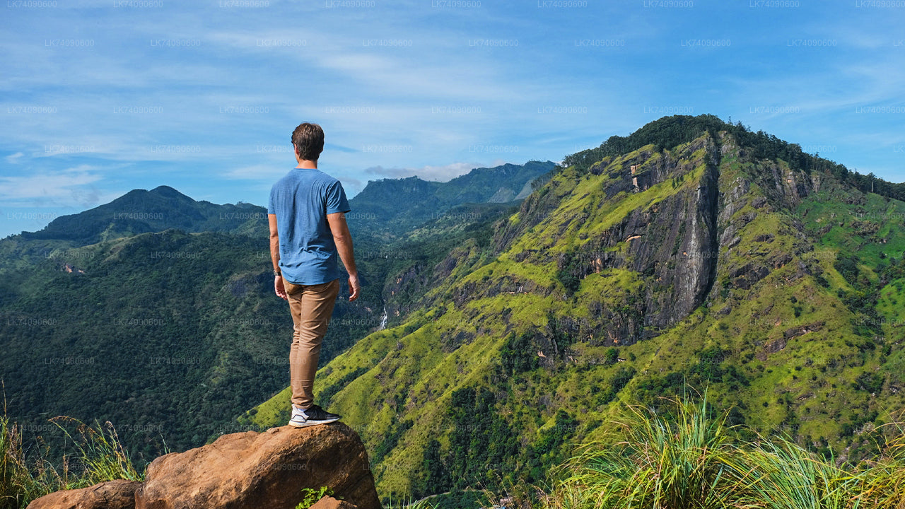 Excursión de senderismo a Ella Tres iconos de Ella