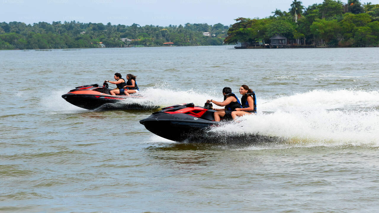 Aventura en lancha motora desde el lago de Bolgoda