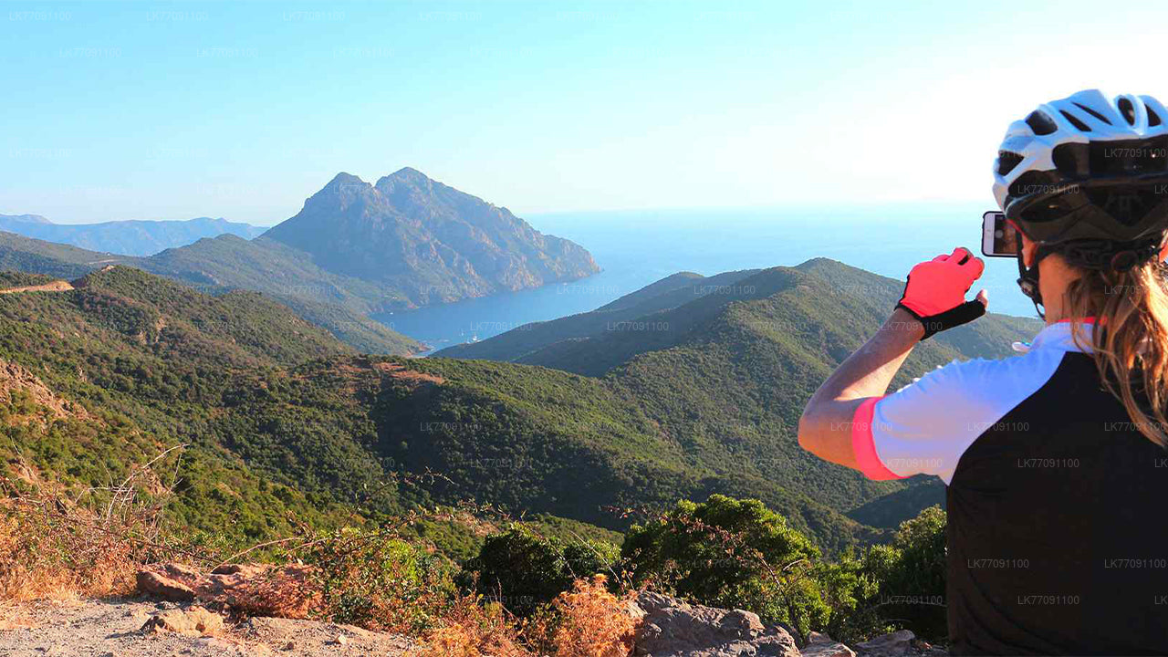Ciclismo de aventura desde Ella